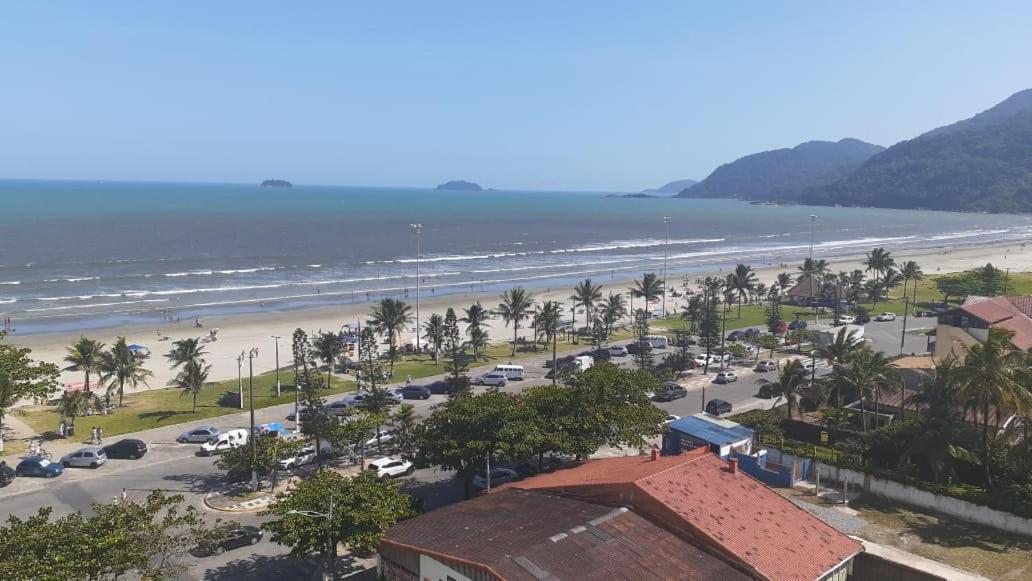 Apartamento Frente A Praia Перуиби Экстерьер фото